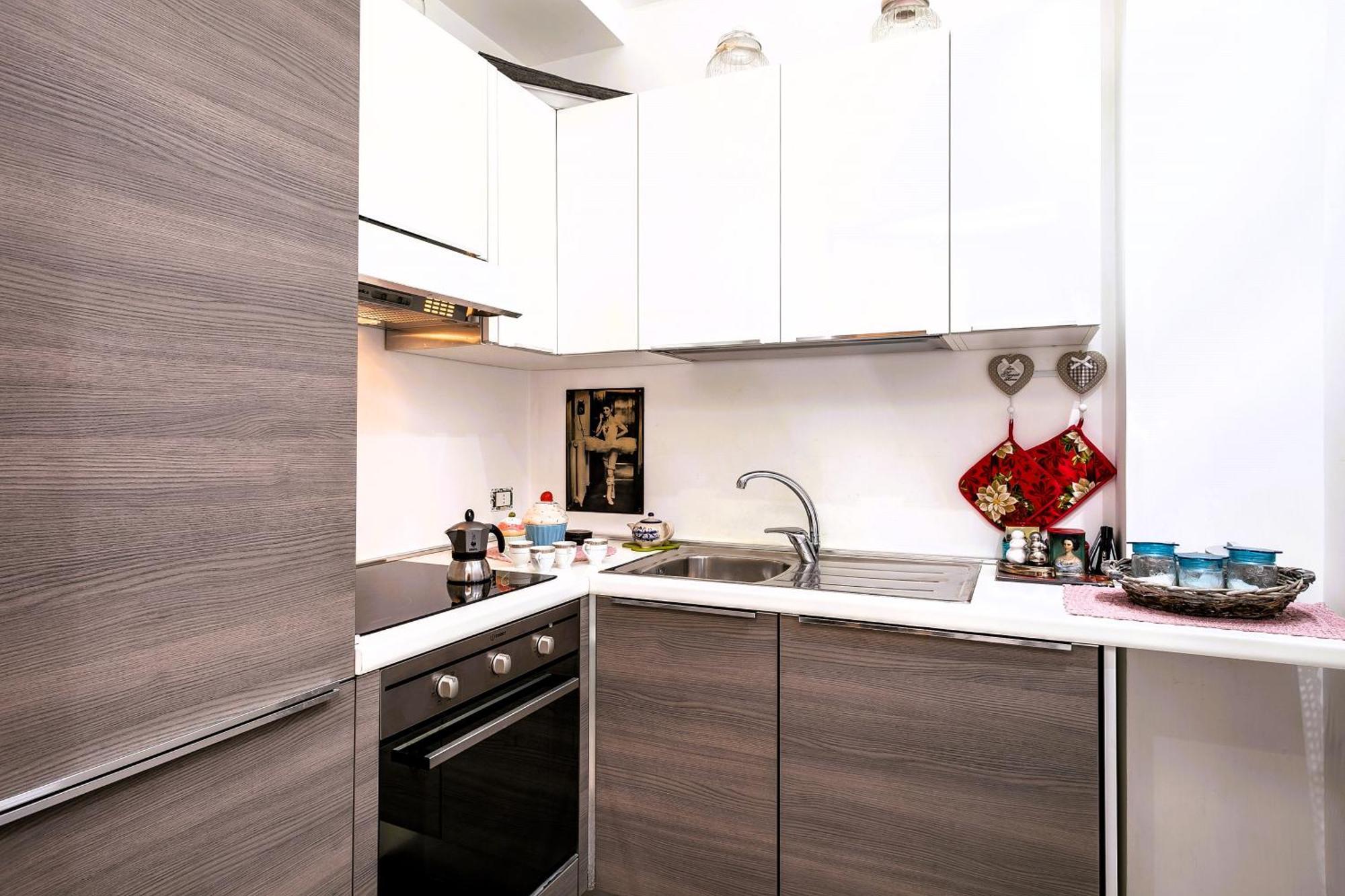 Marconi Flat Apartment Рим Екстериор снимка